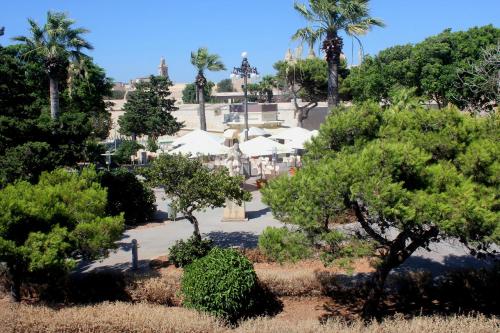 Maleth Inn - image 8