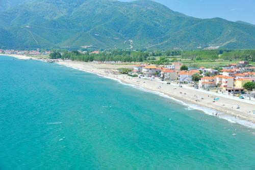 Premium Stone House - image 14