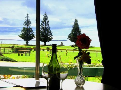 King Island Accommodation Cottages - Currie