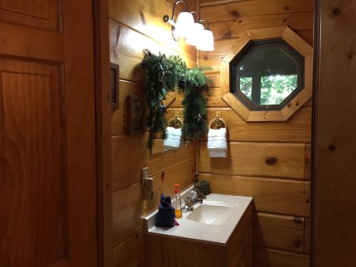 Mountain Blessings – Pigeon Forge, TN
