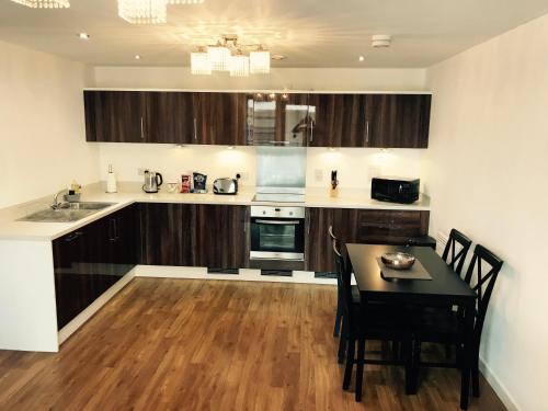 Woking Town Centre - Parking Included by Deilamy Homes in Woking