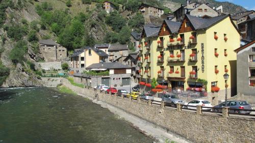 Hotel De Rei, Llavorsí bei Pla de Sant Tirs