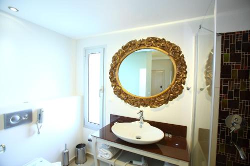 Babana Hotel Room Type - Standard Double Room