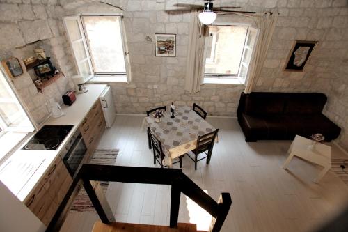  Apartment Tragurium, Pension in Trogir