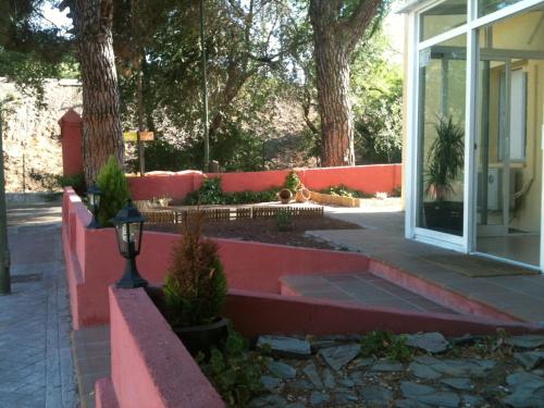  Hostal Aravaca Garden, Madrid bei Torrelodones