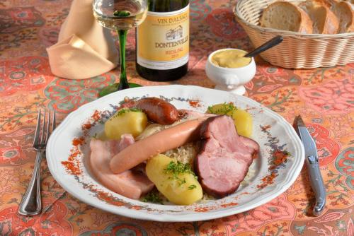 Hotel Restaurant Dontenville - image 11