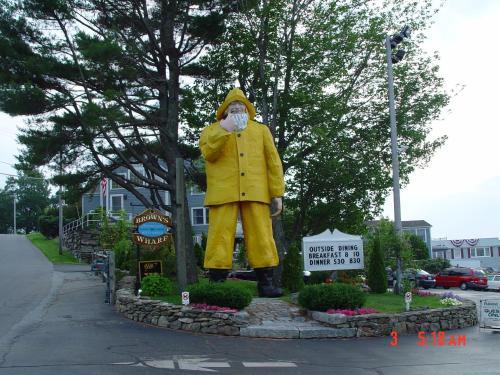 Browns Wharf Inn – Boothbay Harbor, ME