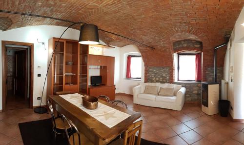 La Maison Rose CIR 0244 3