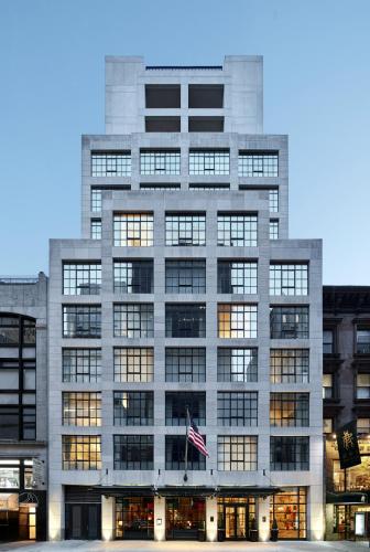 The Whitby Hotel – khách sạn tại Phía Tây Midtown