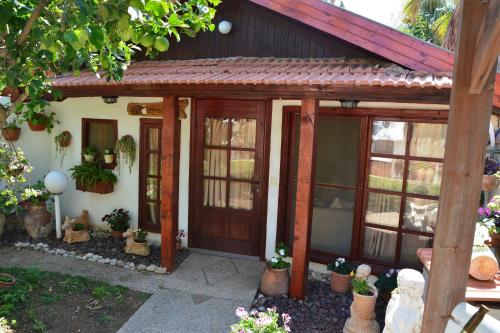 Czarina Cabin in Κεσάρεια
