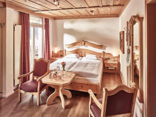 Double room, superior, mountain view, balcony