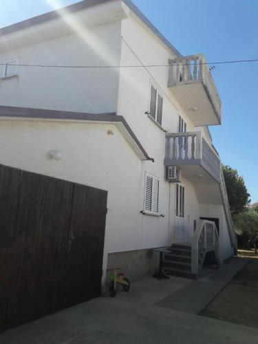  Apartment Zdenka in Povljana