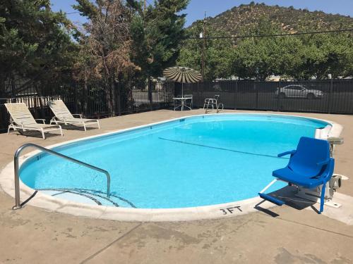 Piscina, Klamath Motor Lodge in Yreka (CA)