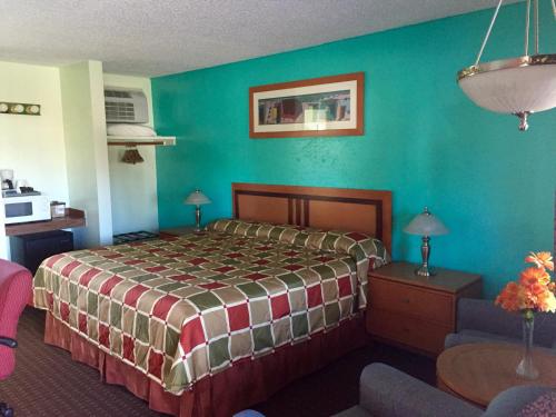 Klamath Motor Lodge