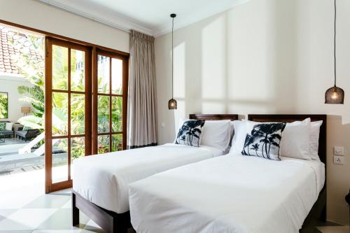 Two-Bedroom Villa image 10