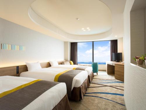 - Limited on 8th Aug - Superior Twin Room with Fireworks Exhibition Ticket