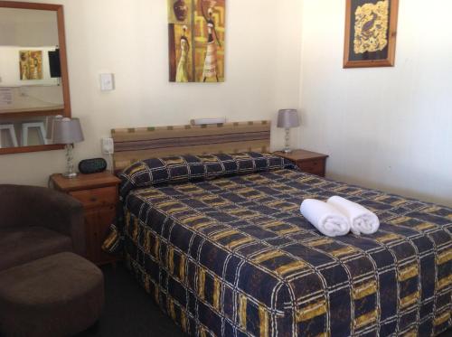 . Ayr Max Motel