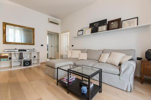  Porta Romana modern flat, Pension in Mailand