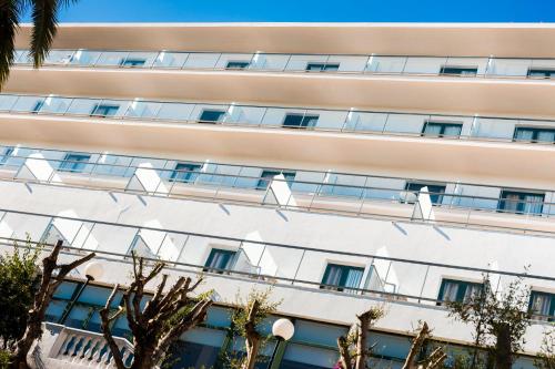 Globales Cala'n Blanes – Cala'n Blanes, NJ