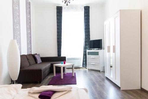 Bright 2BR&AC apt at Astoria, Budapest (photo 6)