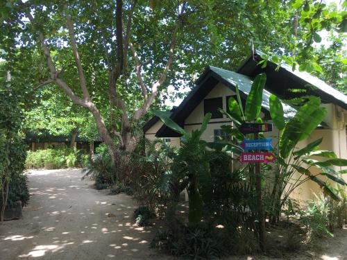 Seetanu Bungalows