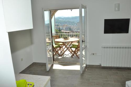 Apartments La Dolce Vita - image 10