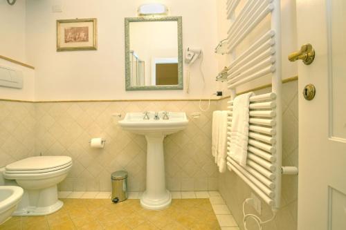 La Casa Del Garbo - Luxury Rooms & Suite - image 6