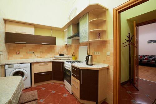 Apartment on Teatralna 7