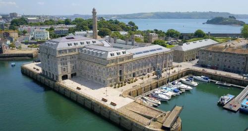 Drakes Wharf @ Royal William Yard