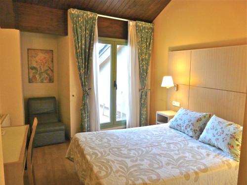 2 twin beds
