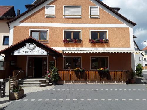 . Landgasthof "Zur Post"