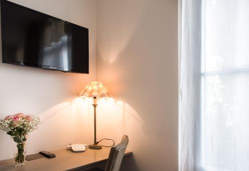 L'Adresse Boutique Hotel - Tap to explore photos
