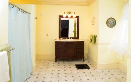 Thornhedge Inn - 화장실