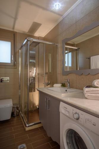 Golden Sky Villa - image 11