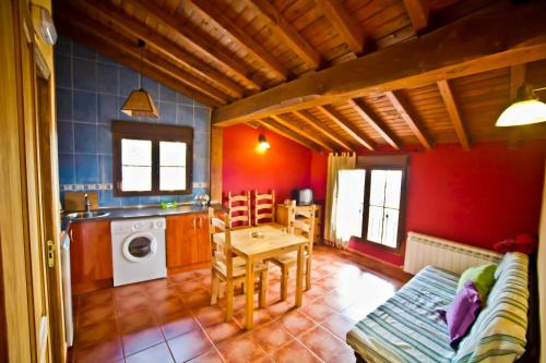  Casa del Herrero in Mogarraz
