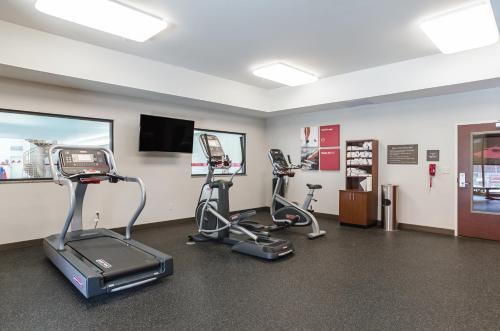 Comfort Suites Loveland - image 30