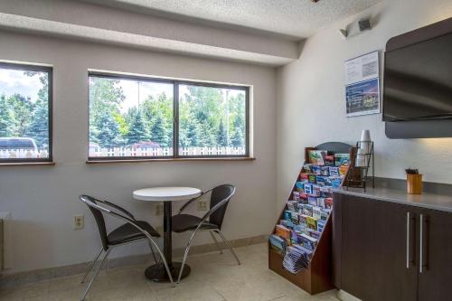Motel 6-Ashland OH - image 3