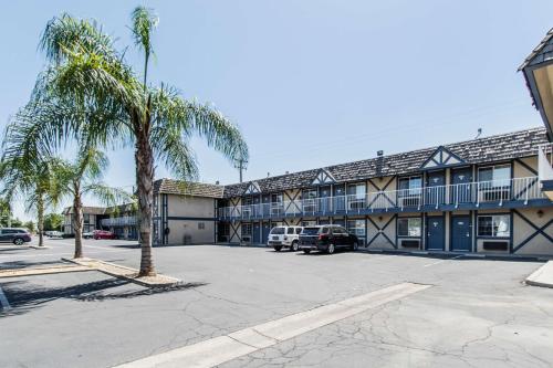 Motel 6-Kingsburg, CA