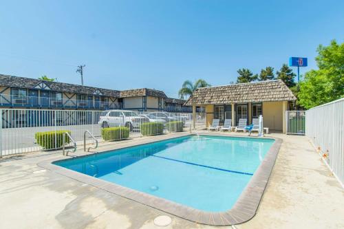 . Motel 6-Kingsburg, CA