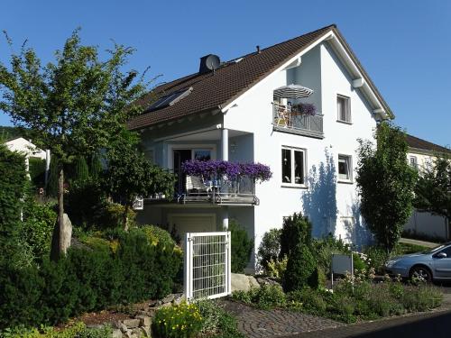 B&B Ellenz-Poltersdorf - Gästehaus Cilli Freimuth - Bed and Breakfast Ellenz-Poltersdorf