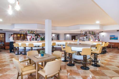 Hotel Na Taconera - main image
