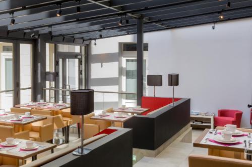 Best Western Seine West Hotel - image 9