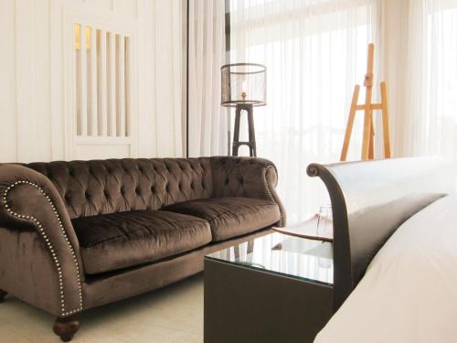 Refillnow! Hostel Room Type - Deluxe Double or Twin Room