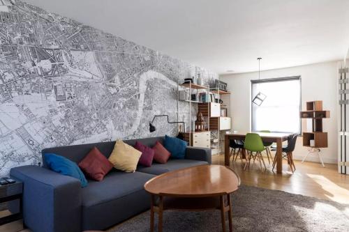 Lovely 3-bedroom Architect's House, Lambeth, London