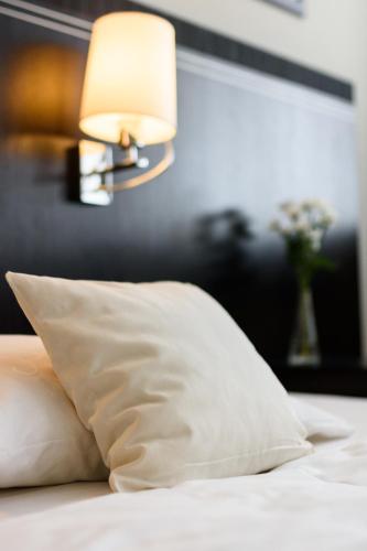 1 twin bed
