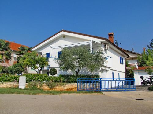  Apartment in Novigrad 6, Pension in Karpinjan