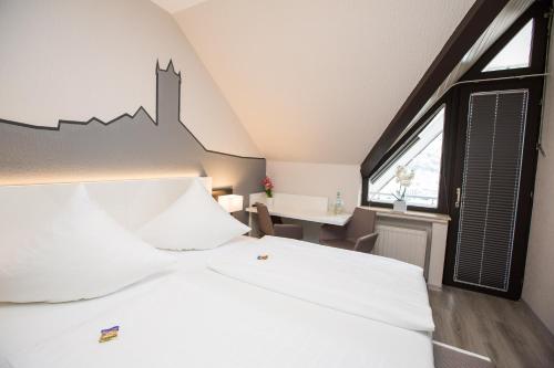 Double Room with River View and Balcony