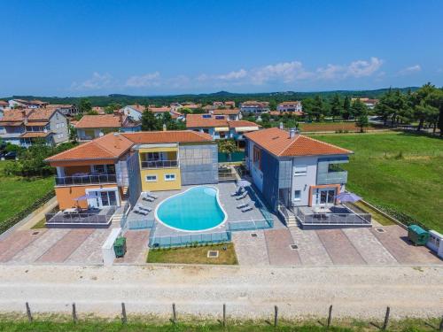 Funtana Three-Bedroom Apartment 1
