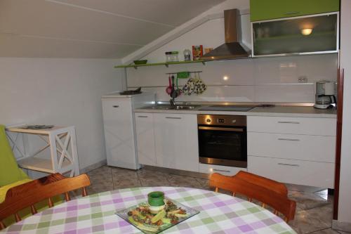 Apartment Fazana 11 - main image