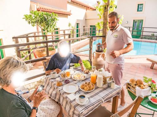 Food and beverages, Villa Archanes in Archanes